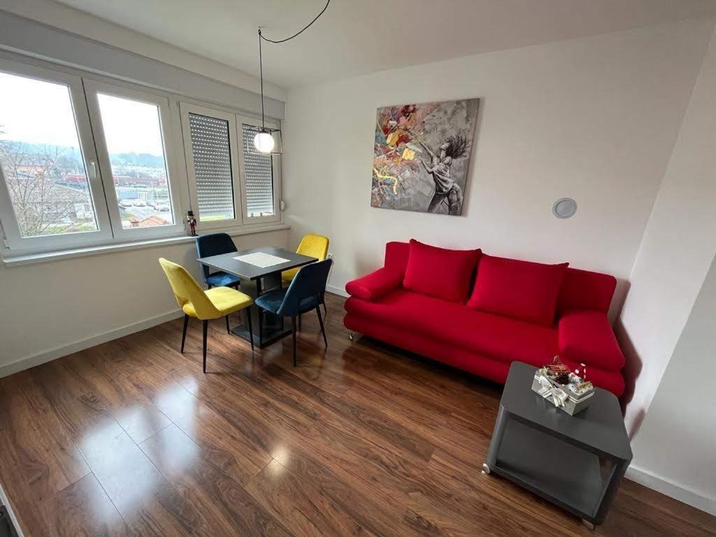 Apartamento Four Pearls Karlovac Exterior foto