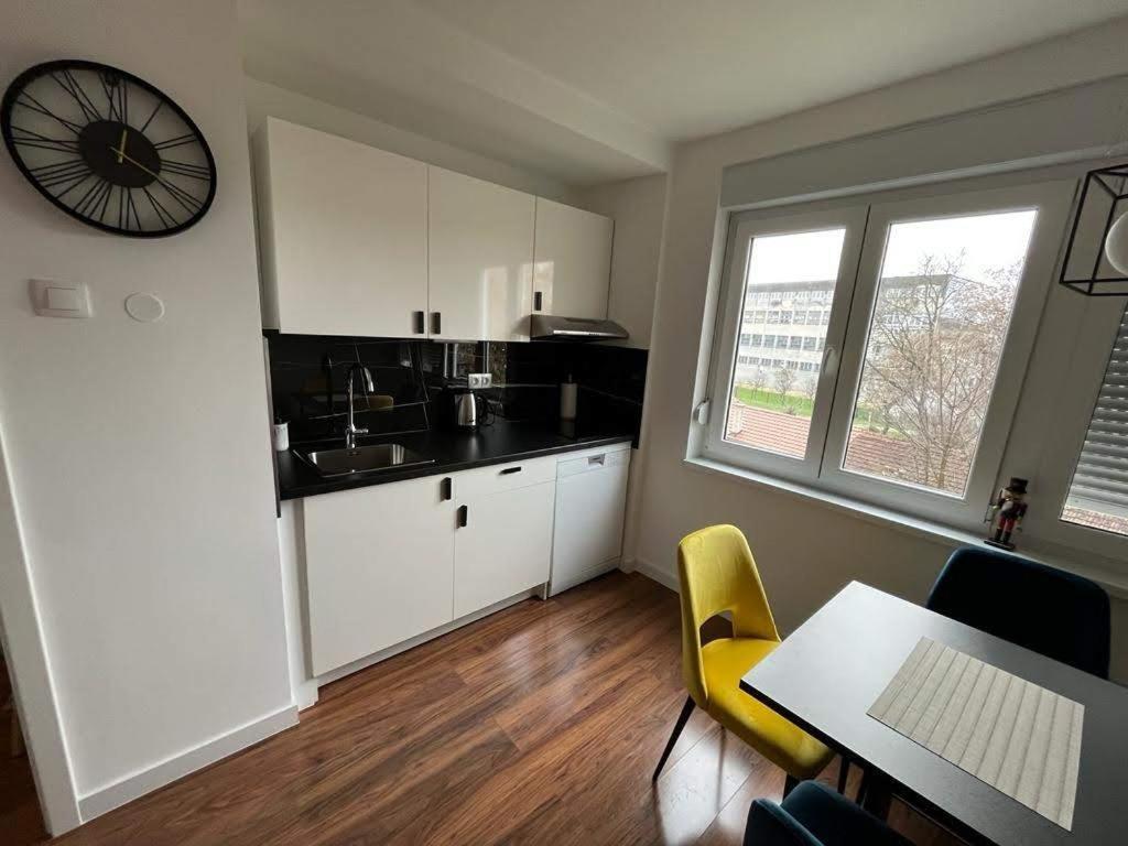 Apartamento Four Pearls Karlovac Exterior foto