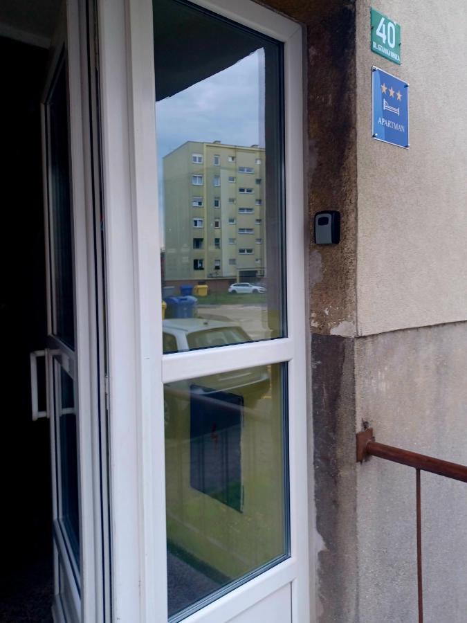 Apartamento Four Pearls Karlovac Exterior foto